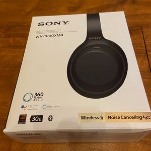 Sony Wireless Headphones WH-1000XM4 Priced to sell!